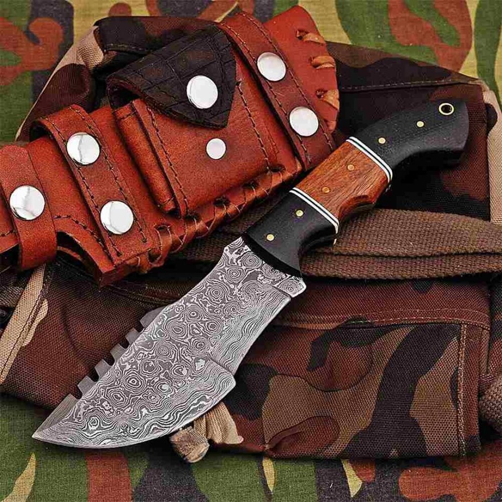 Damascus Knife with Rosewood Micarta Handle & Leather Sheath